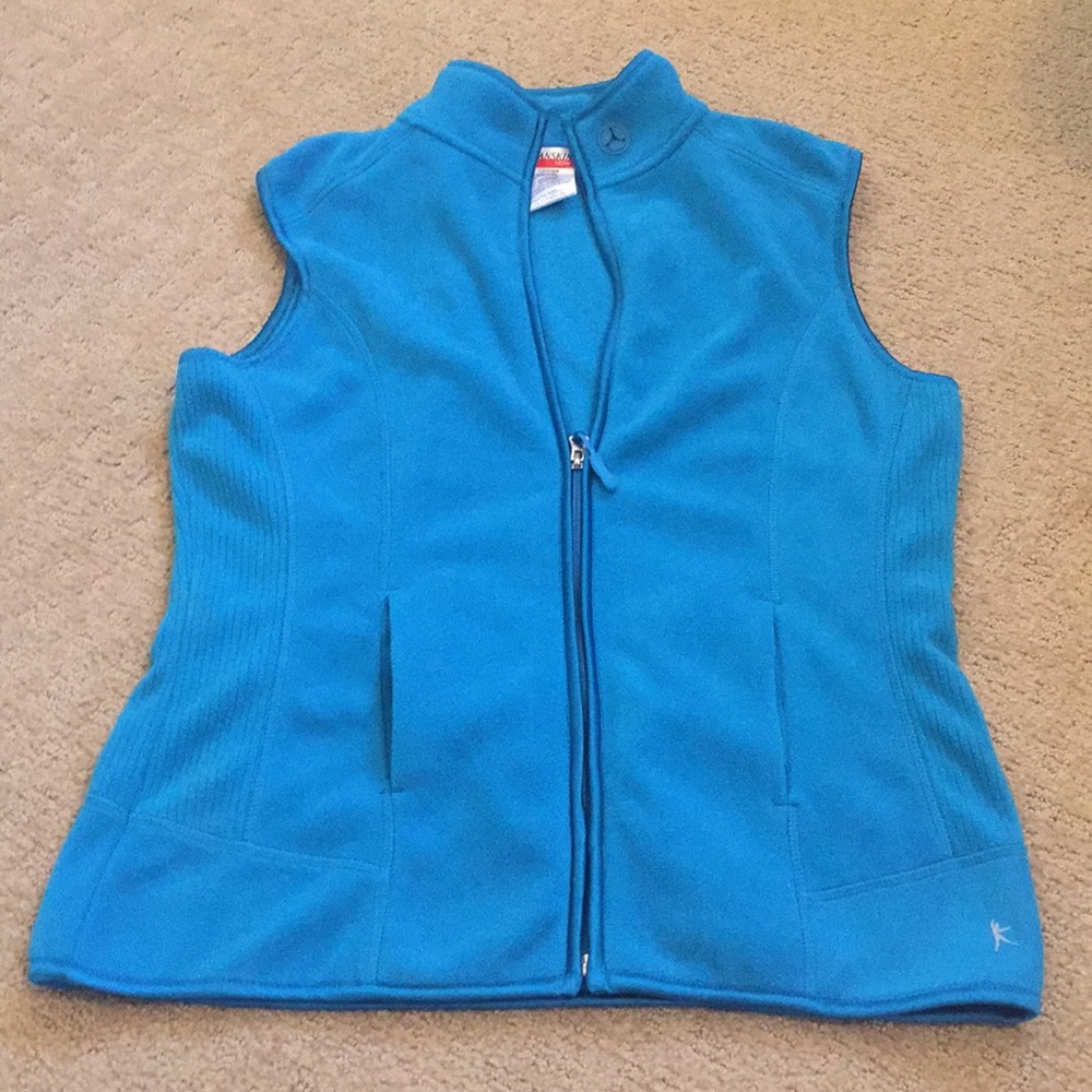 Danskin now turquoise vest